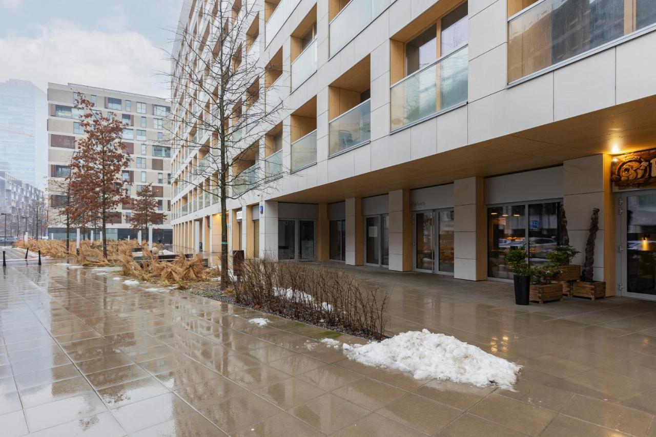Elegant With Balcony & Bathtub Wola By Renters Apartment